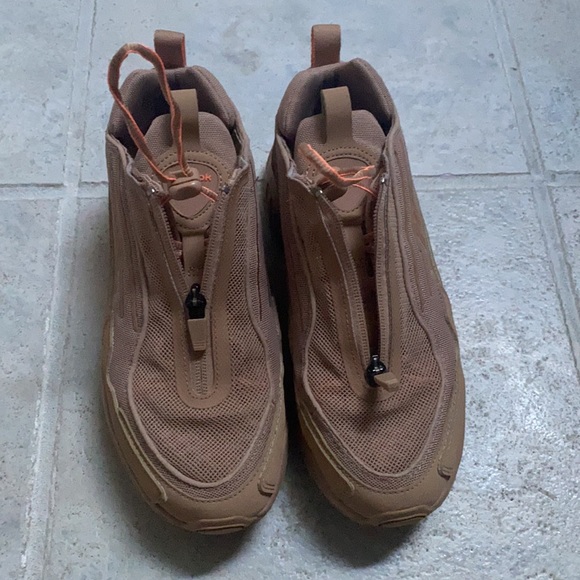 Reebok x Gigi Hadid DMX Series 2K Zip Women's Shoe - Picture 9 of 9